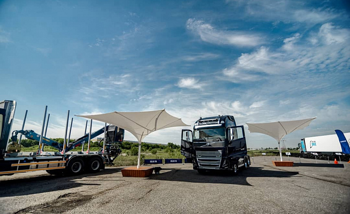 VOLVO TRUCKS