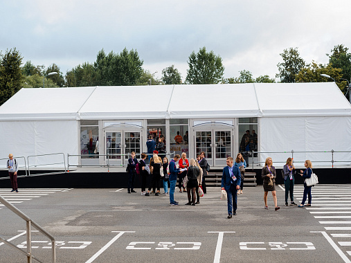 WINE TENT