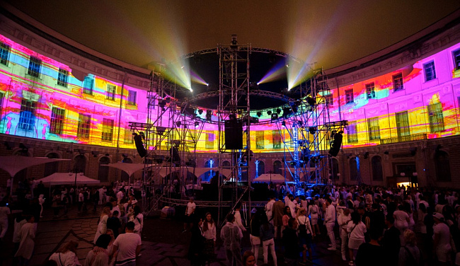 WHITE ACADEMY OF ARTS