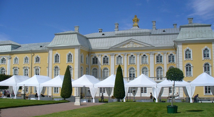ПЕТЕРГОФ