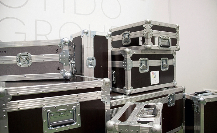 КОФРЫ И КЕЙСЫ