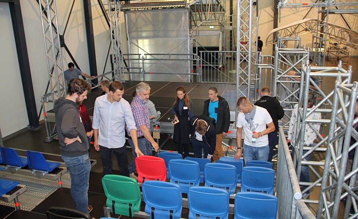 LAYHER CUSTOMERS VISIT