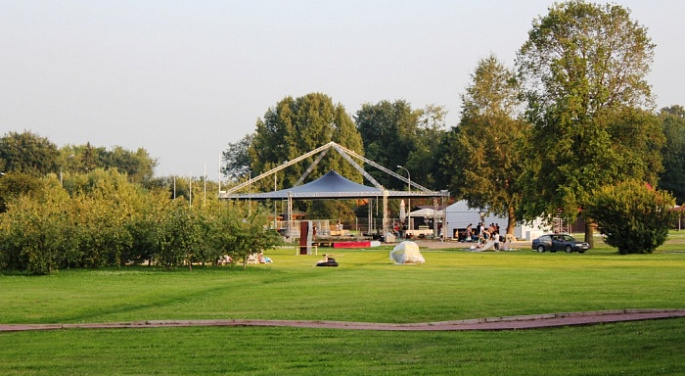 SKYTENT BLACK